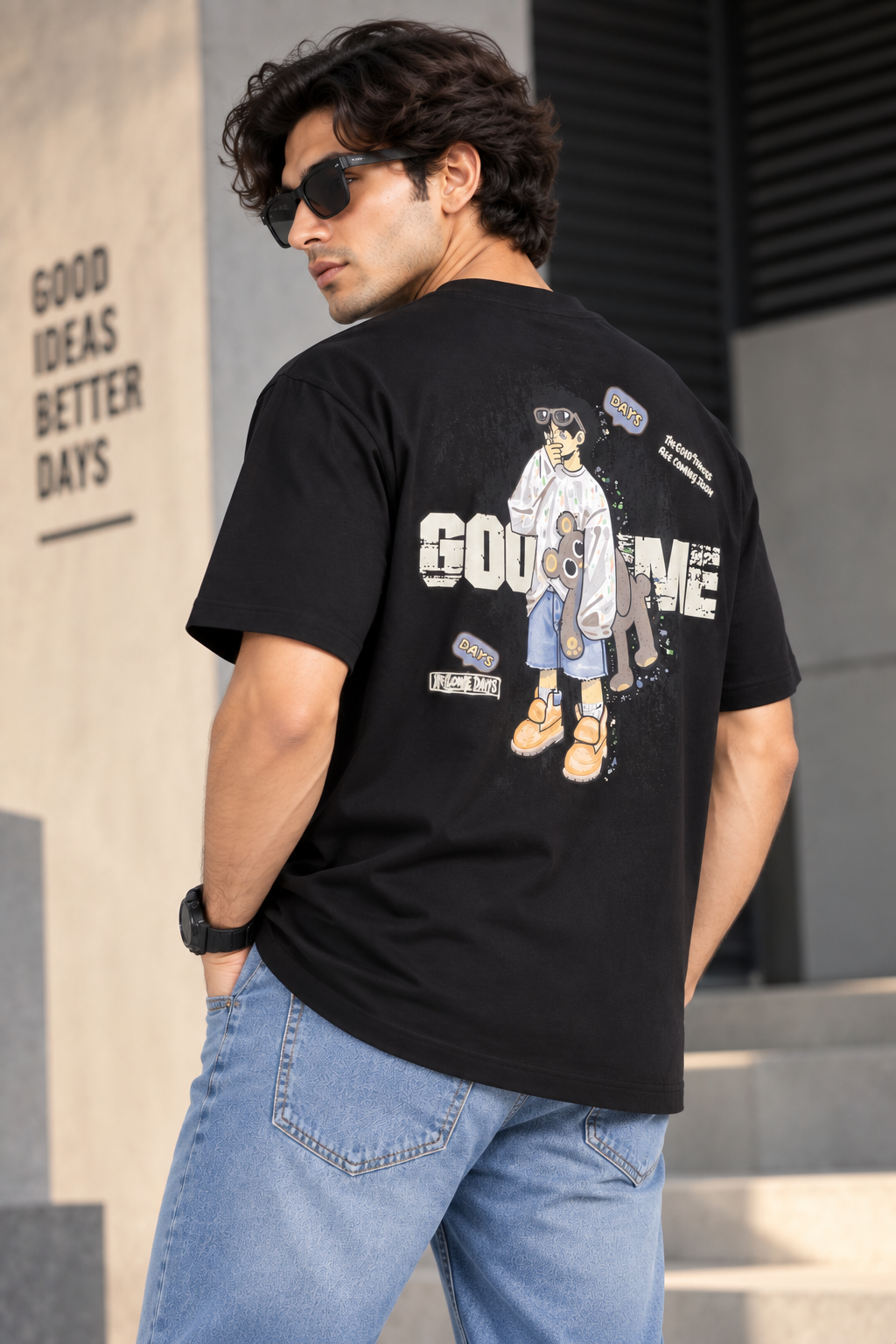 HILLDORF black printed T-shirt back model
