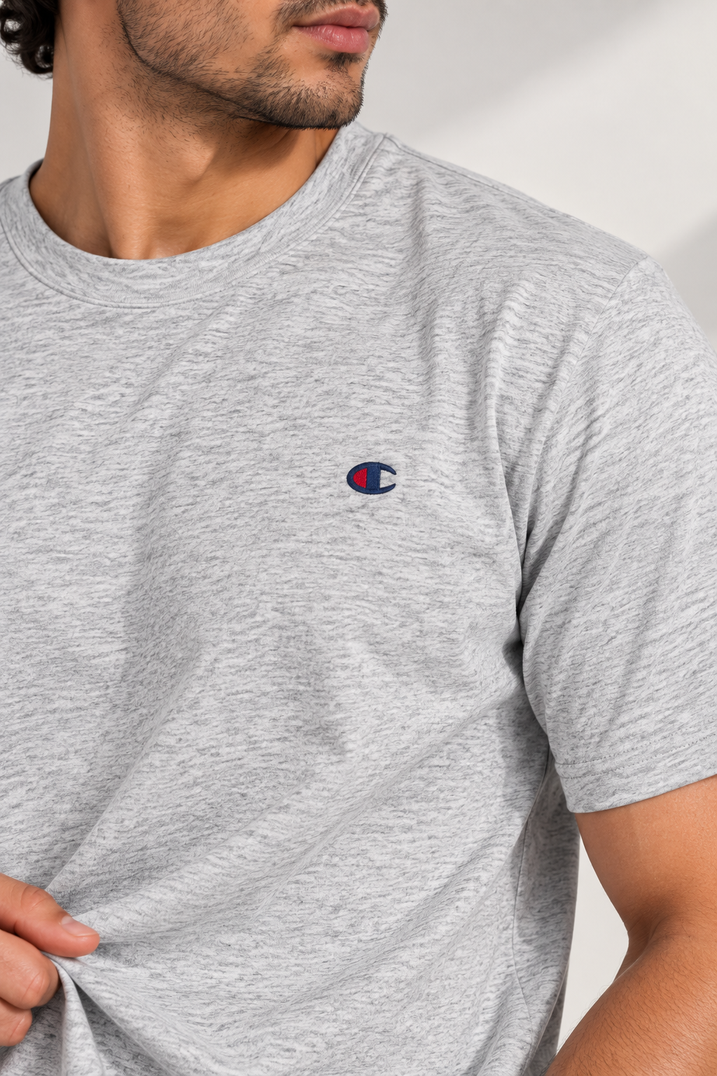HILLDORF men's grey T-shirt fabric and chest detail